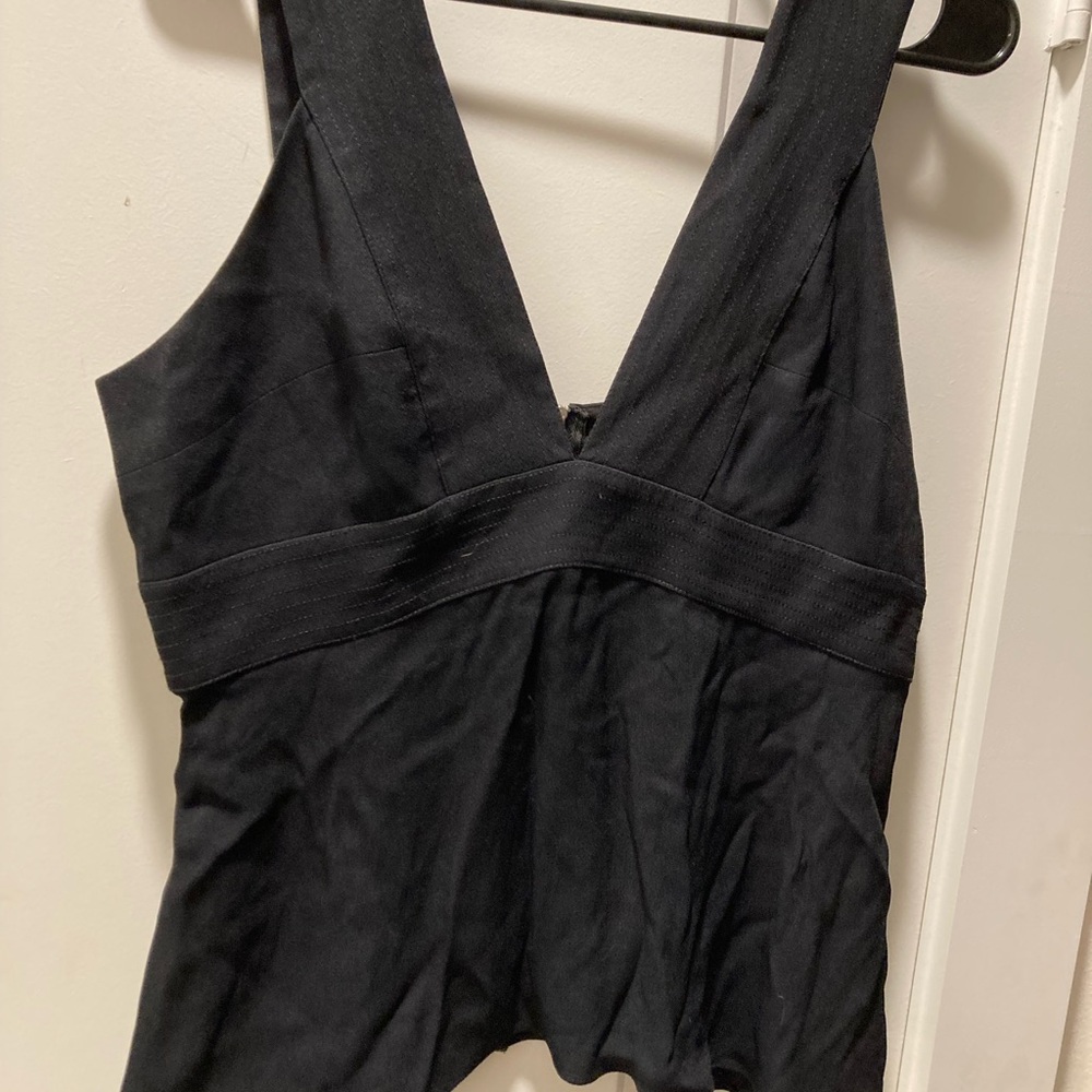 Nordstrom Black V-Neck Sleeveless Top